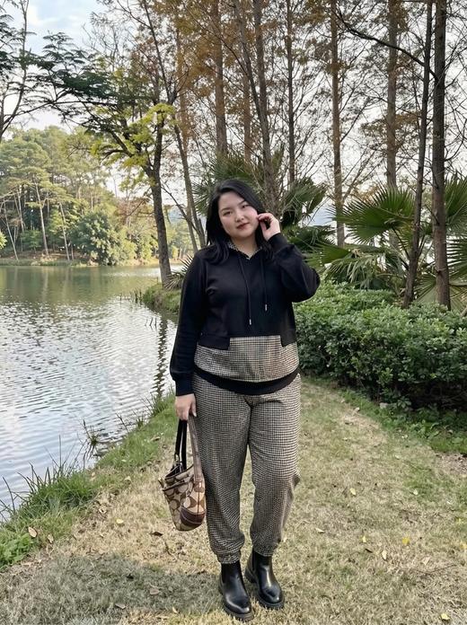 【群内福利】【千鸟格休闲裤】黑白撞色经典千鸟格元素，束脚款休闲运动多场合可穿 商品图1