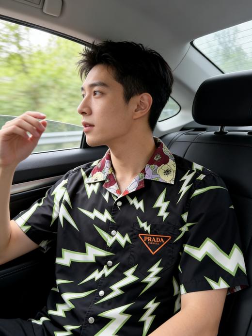 普拉达 26ss闪电图案提花双面衬衫 男女同款（DY） 商品图4