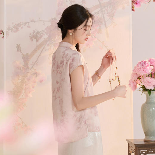 三彩【迟日芳菲】2026夏季新款新中式提花小衫宽松立领短袖衬衣C 商品图3