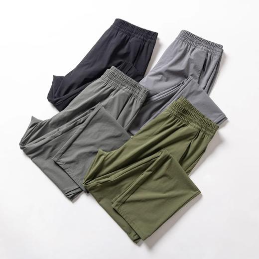 F033130夏季男士薄款3D立裁激光打孔透气速干松紧腰冰丝弹力纯色户外休闲裤 商品图1