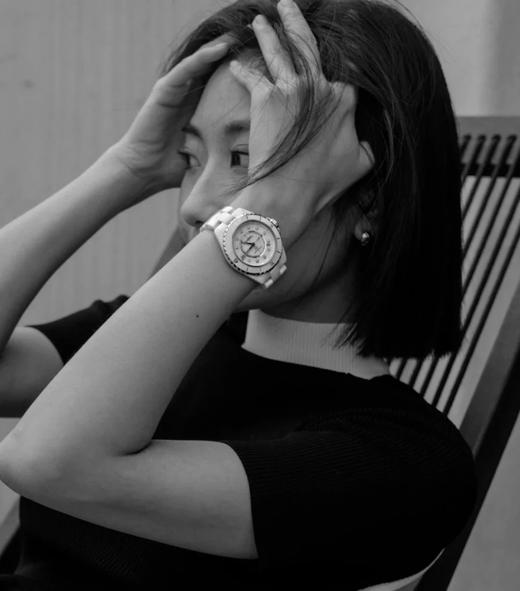 孤品特价   重磅推荐  瑞士原机芯  J12陶瓷腕表   不t换！   33mm 石英女表 商品图2