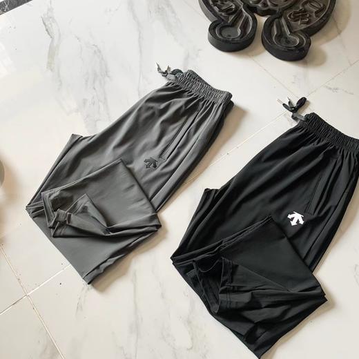 F033125春季新款男士梭织休闲运动百搭健身防泼水速干微弹长裤 商品图2