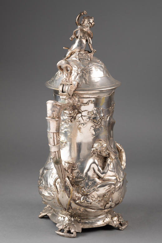 独角鹿西洋古董1911年德国银器工坊WMF签名出品新艺术风格小天使造型主题镀银浮雕啤酒杯 商品图3