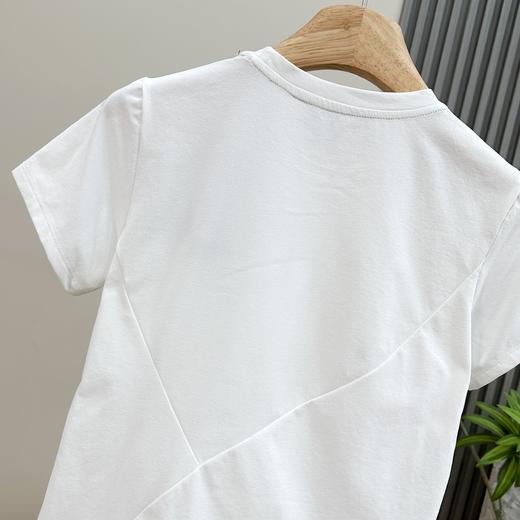 点此购买 迪桑特夏季TRAINING系列女士收腰短袖T恤针织衫 qk 343861 商品图13