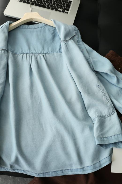 Fab*同款水洗浅蓝法式褶皱天丝牛仔衬衫 商品图14