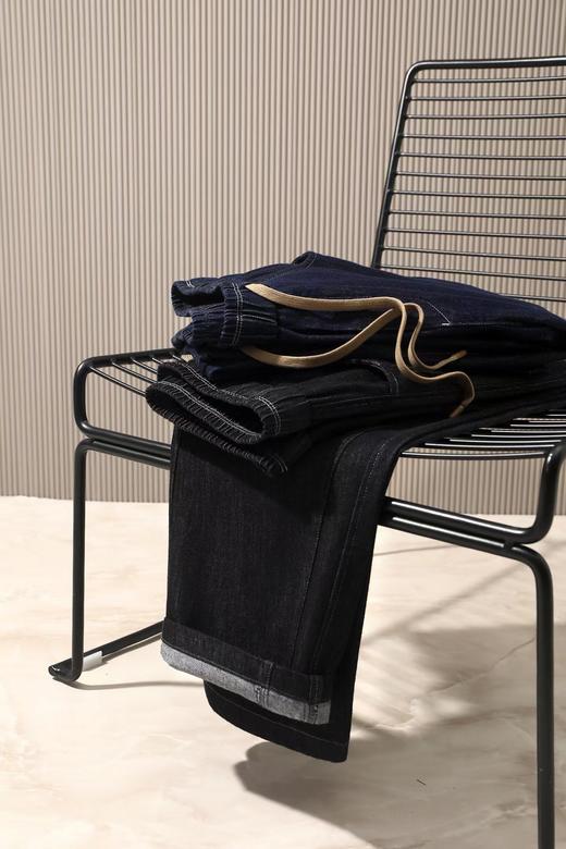 F0331107春夏季新款男士休闲时尚日常百搭亲肤透气男士牛仔裤 商品图2