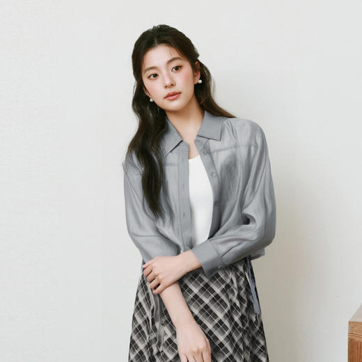 【商场同款】诗凡黎翻领抽绳衬衫2025夏新款天丝短外套3G4510811 商品图2