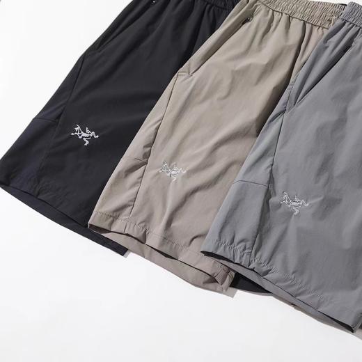 F0331134户外轻量通勤男款速干弹力耐磨拉链口袋软壳短裤 商品图6