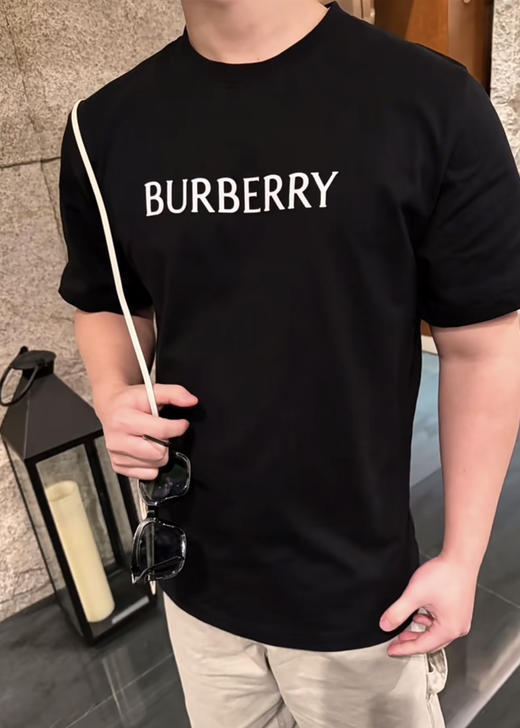 巴黎世家 26SS字母标识印花T恤 男女同款 黑色（DY） 商品图4