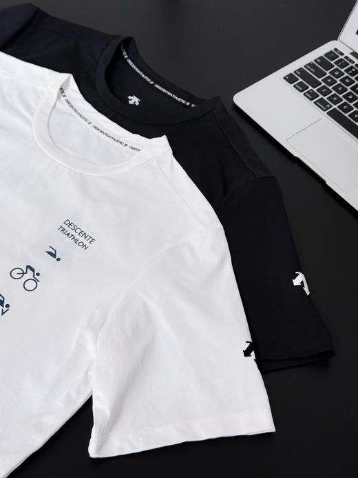 点此购买 迪桑特夏季男女款铁人三项系列短袖T恤 bk 343843 商品图14