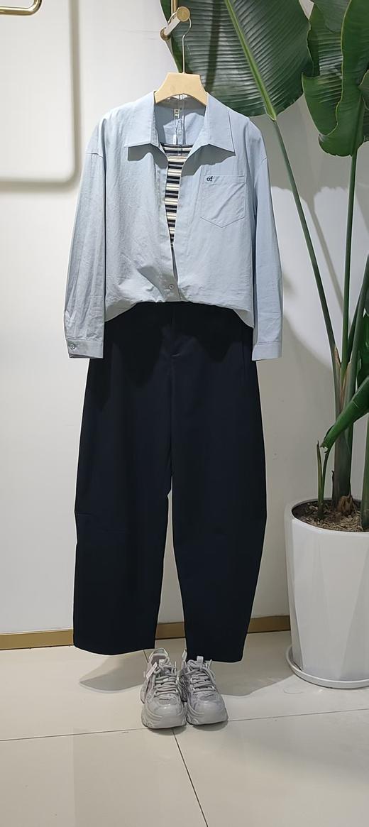 647038时尚假两件款衬衫 前短后长款 商品图9