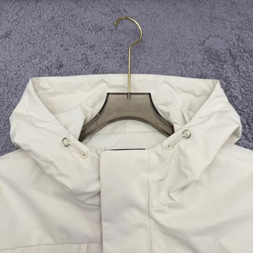 F033192春季新款时尚百搭防风防水情侣款连帽冲锋衣夹克外套 商品图6