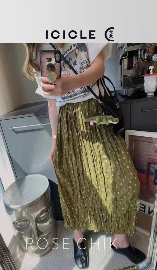 F033116春夏新款时尚休闲百搭橄榄绿碎花压褶高腰A字大摆廓形半身裙 商品图14