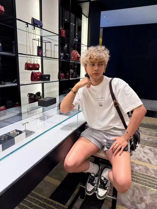 F033182夏季新款时尚百搭复古印花情侣款圆领T恤短袖 商品图3