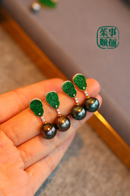 【26年女神樱花季】【茱事顺俪】18k金翡翠大溪地黑珍珠耳环 商品图0