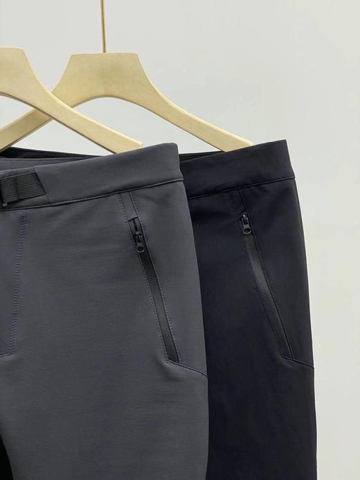 F033186夏季新款简约时尚日常百搭透气速干男士户外轻薄休闲长裤 商品图4