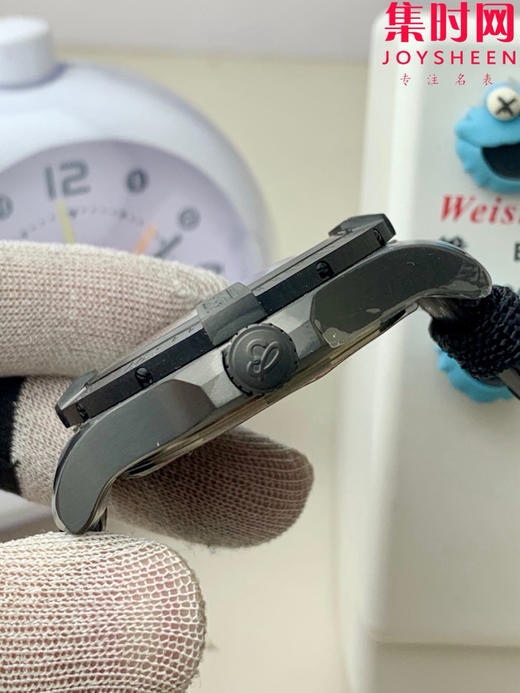 V2版 GF百年灵复仇者系列 黑鸟侦察机44系列 V2版 钛壳 男士腕表 商品图2
