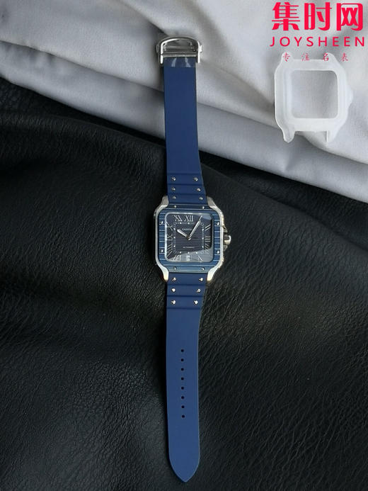 GF卡地亚山度士系列 山度士大号 间蓝方形男士腕表 绝对是绕不开的经典 表径39.8mm 商品图0