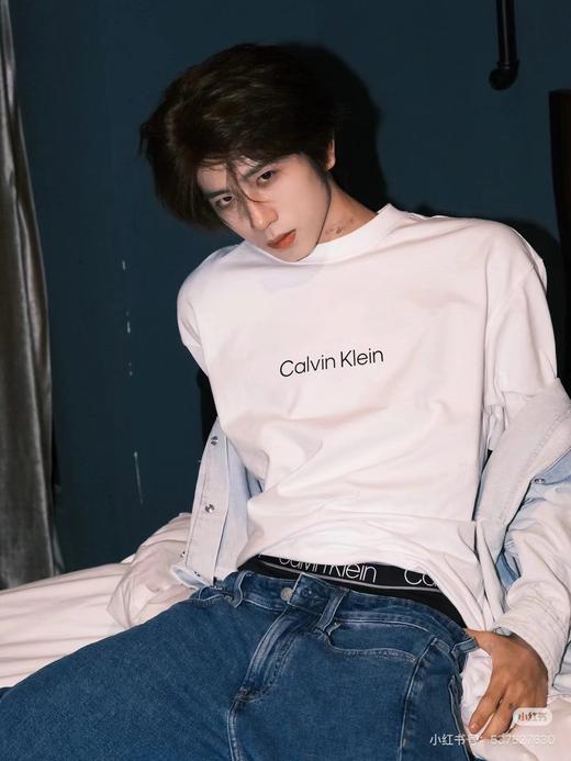 F0331129春秋长袖圆领上衣休闲印花简约时尚纯棉t恤 商品图5