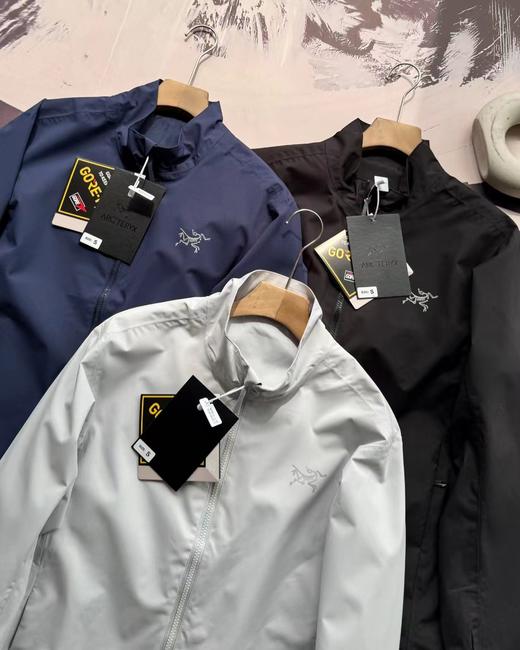 F0331103春季新款户外运动防风防泼水透气立领软壳夹克外套 商品图2