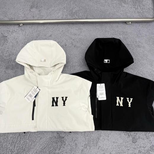 F033192春季新款时尚百搭防风防水情侣款连帽冲锋衣夹克外套 商品图0