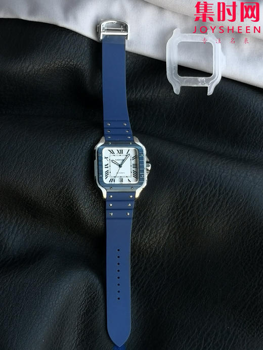 GF卡地亚山度士系列 山度士大号 间蓝方形男士腕表 绝对是绕不开的经典 表径39.8mm 商品图0