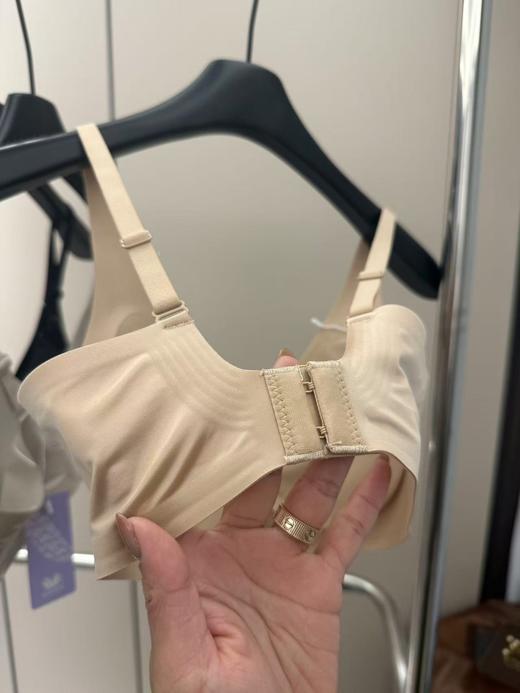 纯元！Z品单！华g尔极光缎面 无钢圈 内衣！ 商品图13