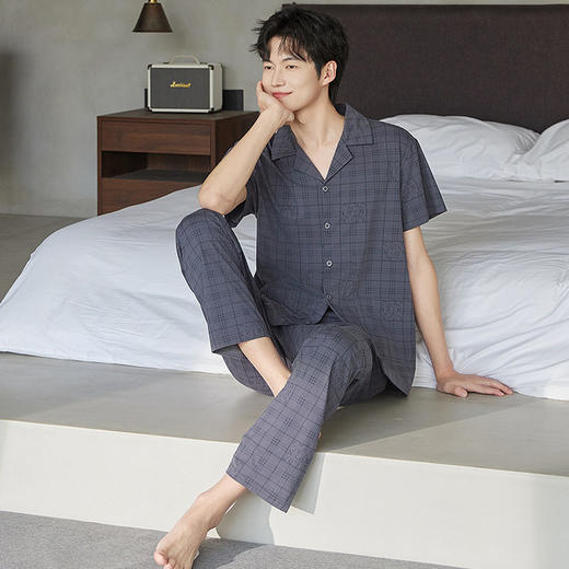 夏季男士睡衣纯棉翻领开衫短袖长裤可外穿爽棉家居服格子套装新款   JL-5525 商品图1