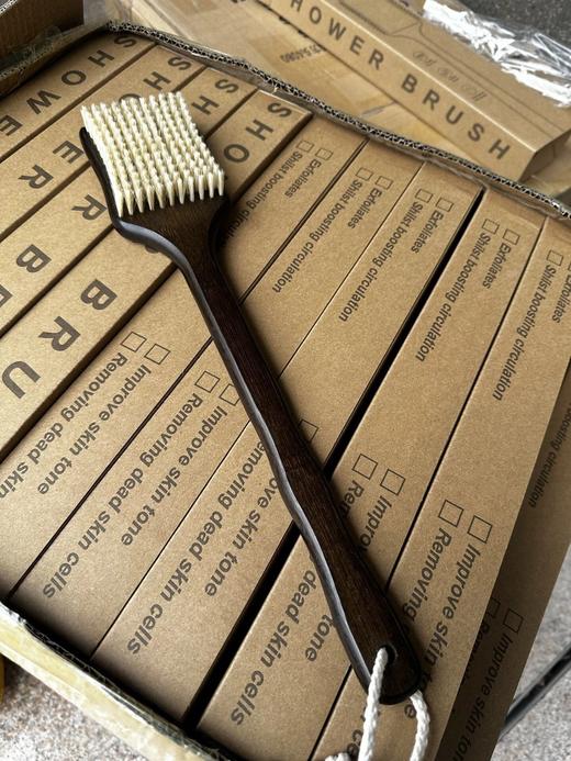 正亚马68美刀！超长柄猪鬃毛浴刷  26Y03113- 商品图0