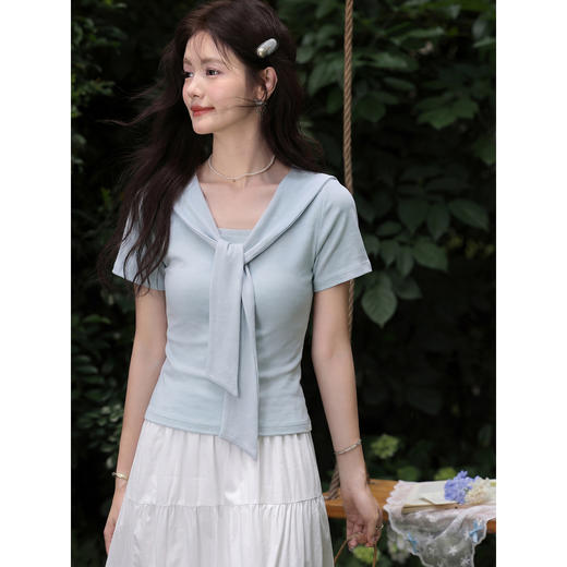 鹿向南【0402/20:00新品前1小时5折限量100件】气质百搭蓝色T恤女 商品图3