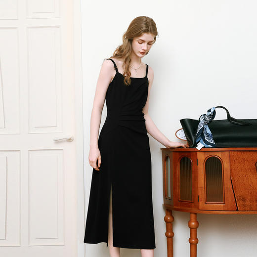 【商场同款】诗凡黎黑色修身吊带连衣裙2025夏新款女3G4190121 商品图2