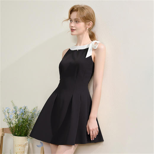 西遇赫本风蝴蝶结挂脖连衣裙女2026夏季新款无袖收腰气质a字短裙LXD50763 商品图3