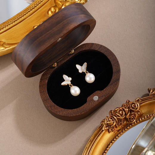 子佩集【蝶语心扉】银S925珍珠惜王妃耳钉【E3960】镀金蝴蝶2602 商品图1