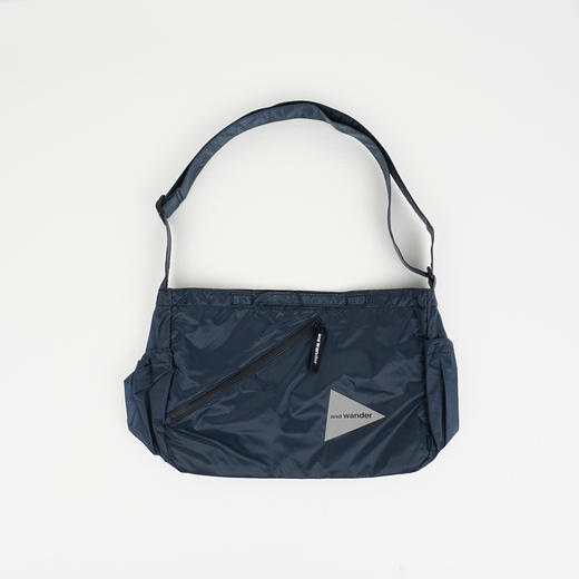 and wander sil shoulder bag 耐磨防撕裂防水超轻量斜跨包 商品图3