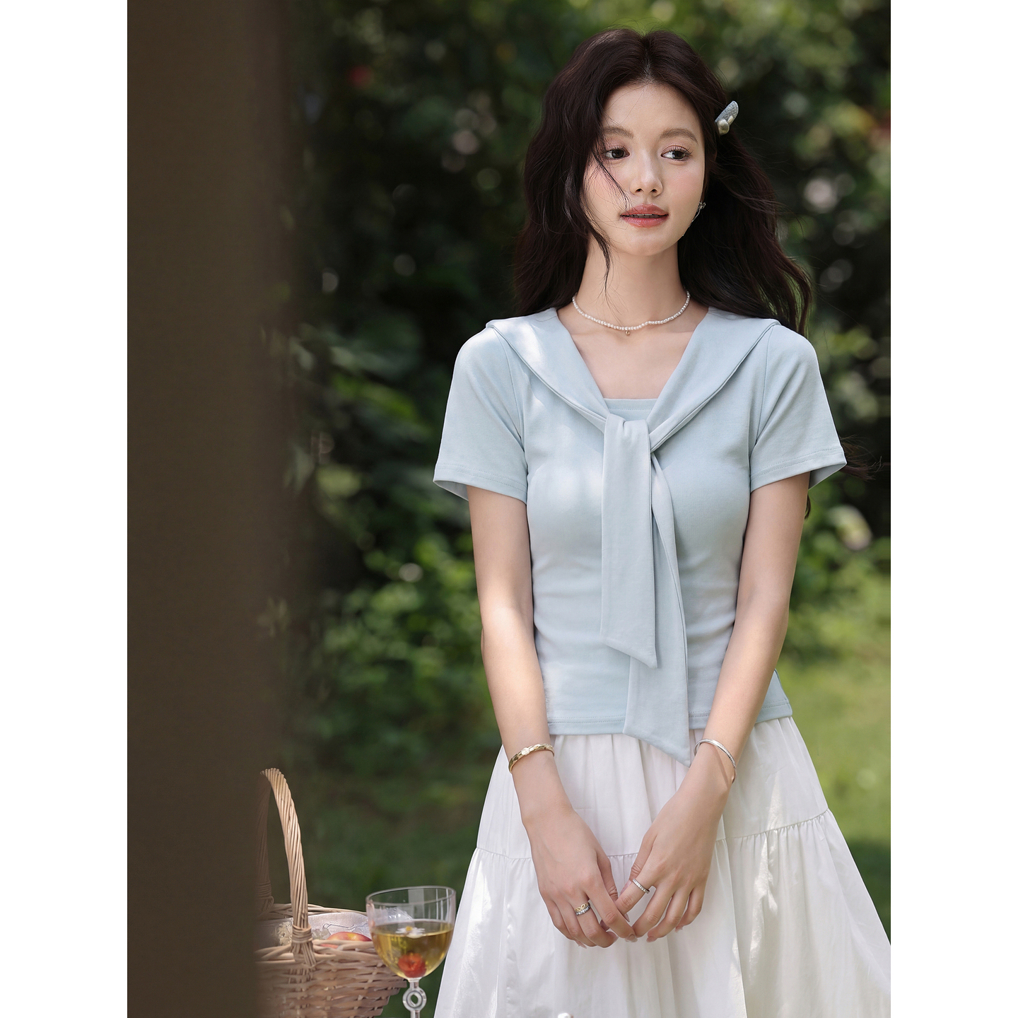 鹿向南【0402/20:00新品前1小时5折限量100件】气质百搭蓝色T恤女