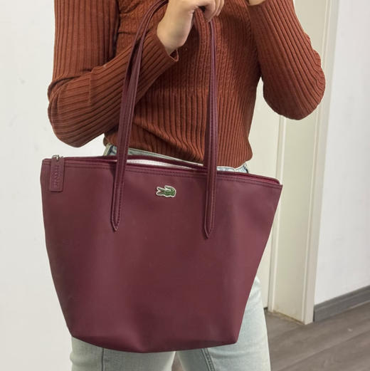 14个！！清仓青岛订单！！ 四色发售！！ 随便出入专柜  Lacoste/法国鳄鱼女包时尚百搭肩背包购物袋单肩包托特包手提 鳄鱼托特包 商品图0