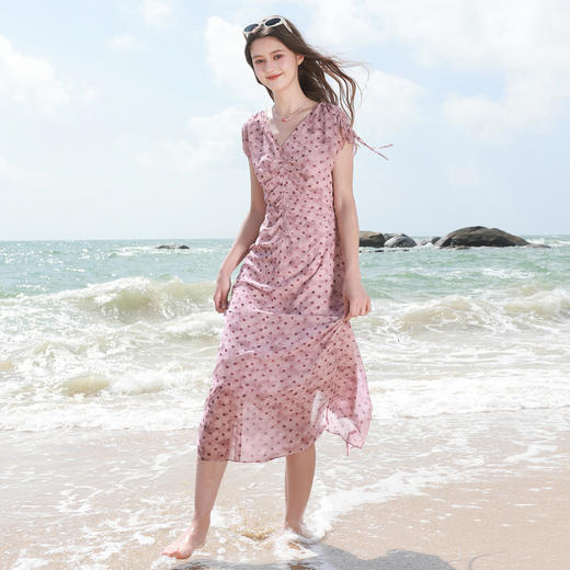 三彩独醒2026夏季新款波点连衣裙V领收腰A字裙长裙法式F 商品图3