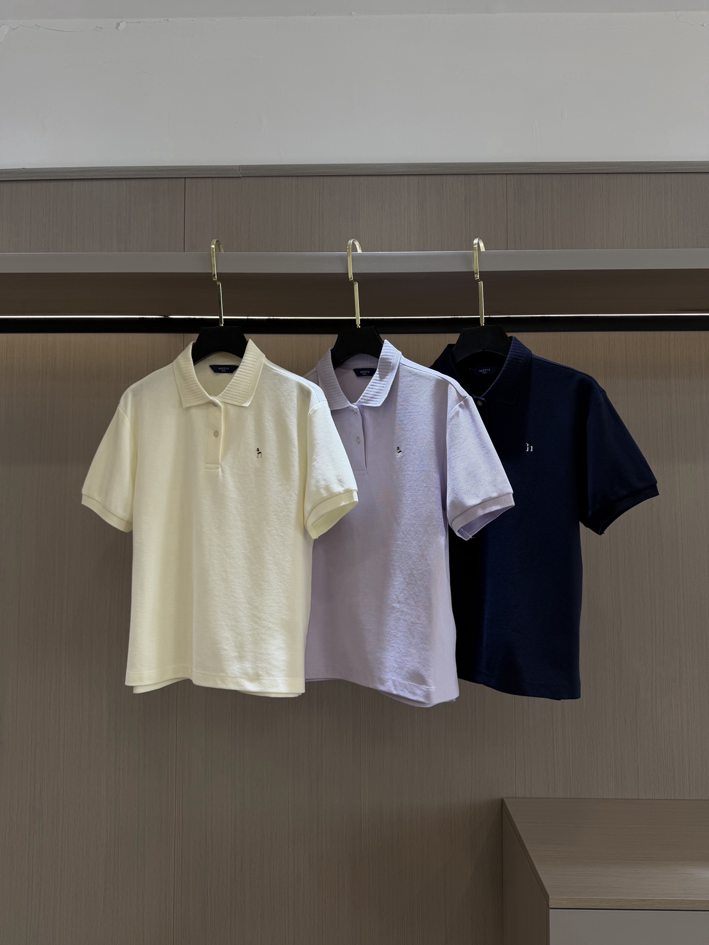 点此购买 哈吉斯夏季女士短袖polo衫 bk 343852