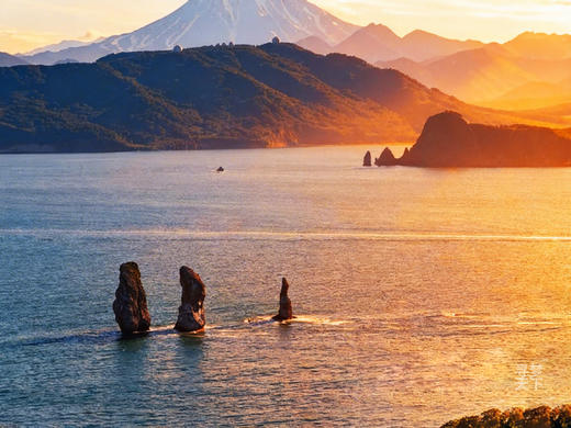 闯入野性之境！ 俄罗斯·勘察加半岛、棕熊捕鱼、火山地貌奇观 、海参威9天摄影团 商品图2