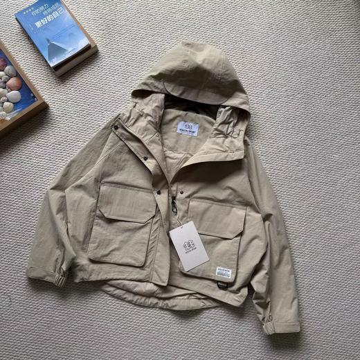 F0331121户外休闲衣女士露营短款宽松夹克运动外套 商品图11