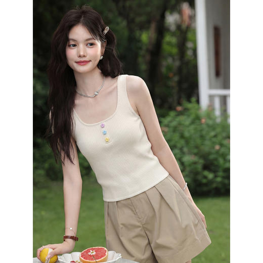 鹿向南【0402/20:00新品前1小时5折限量100件】杏色背心吊带上衣 商品图4