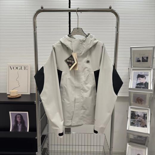 F0331145春季新品户外冲锋衣夹克情侣款拼接透气连帽外套 商品图6