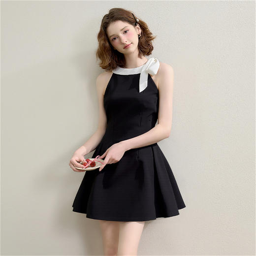 西遇赫本风蝴蝶结挂脖连衣裙女2026夏季新款无袖收腰气质a字短裙LXD50763 商品图2