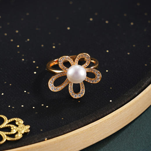 子佩集【‌花期正好】银S925珍珠惜王妃戒指【R2301】双色五瓣花2602 商品图1