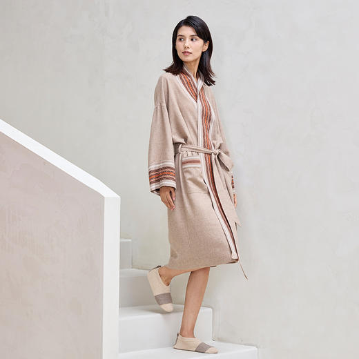 手工氆氇相拼青果领睡袍  SJF98W202N 商品图3