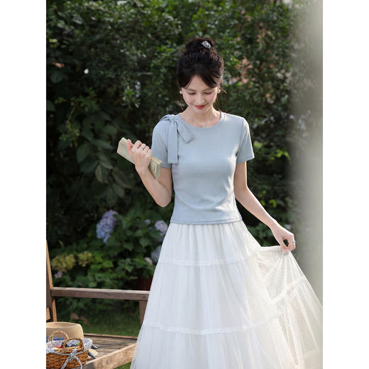 鹿向南【0402/20:00新品前1小时7折限量100件】浅蓝色T恤 商品图2