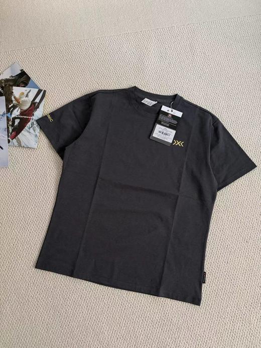 F033165男士夏季新款休闲时尚吸湿速干防晒超轻超薄短袖T恤 商品图9