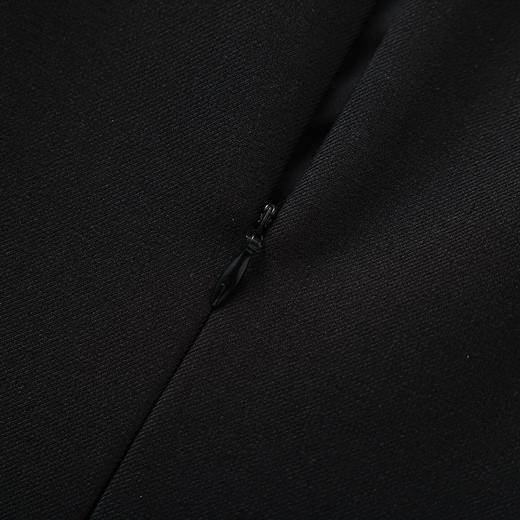 「高货wl」全新升级【铂金会员349/天猫469/差价120】(05523)洛诗琳设计感斜裁背心连衣裙2026夏季花朵胸针显瘦收腰裙 商品图3