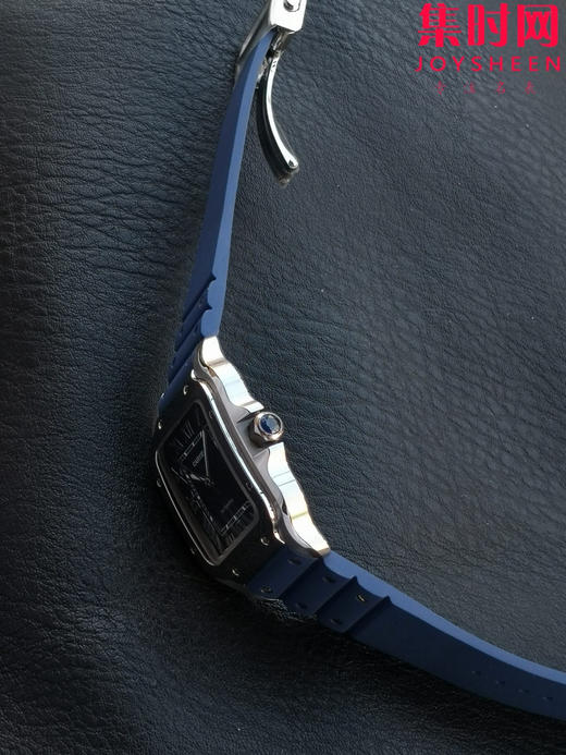 GF卡地亚山度士系列 山度士大号 方形男士腕表 绝对是绕不开的经典 表径39.8mm 商品图7