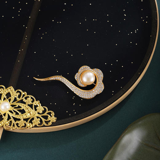 子佩集【云逸珠华】珍珠惜王妃胸针【XXXZ269】祥云镀金2602 商品图1